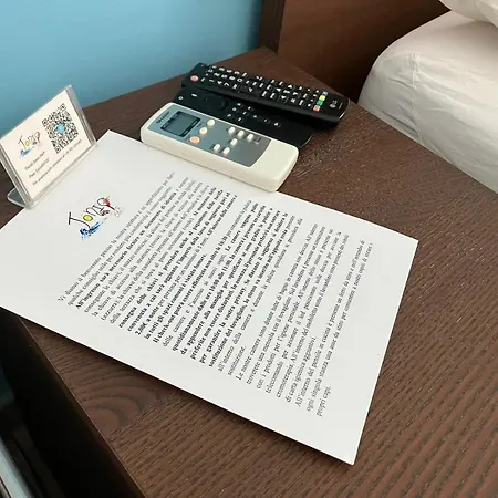 לינה וארוחת בוקר Jonio 3*