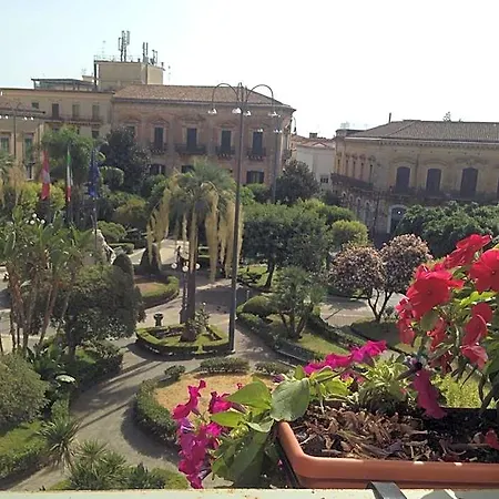 In Centro Ad 4* Acireale